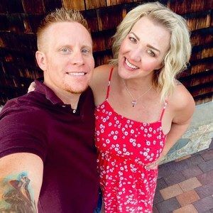 Meet your Posher, Casey